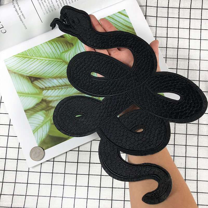 Embroidery Alpha - Parche bordado de serpiente negra, parches