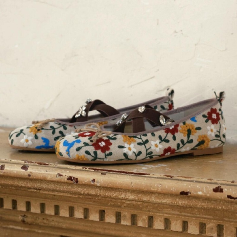 Zapatos planos de Ballet con f - Embroidery Flower reseña y precio