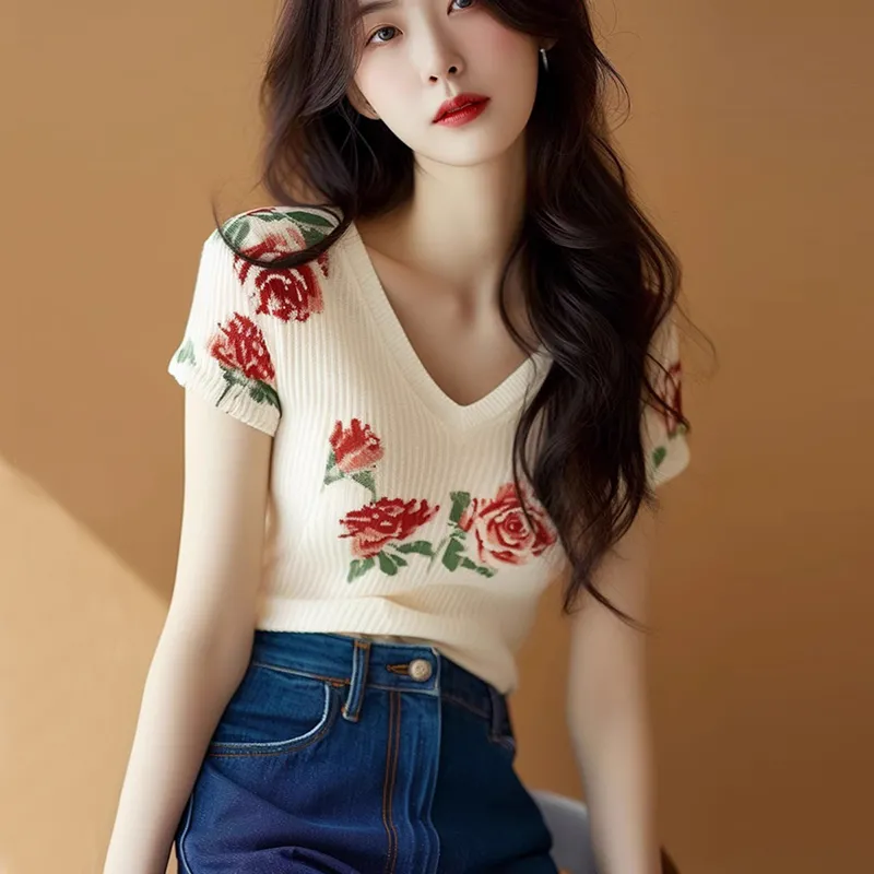 Blusa de Punto Beige para Muje - Embroidery Roses reseña y precio