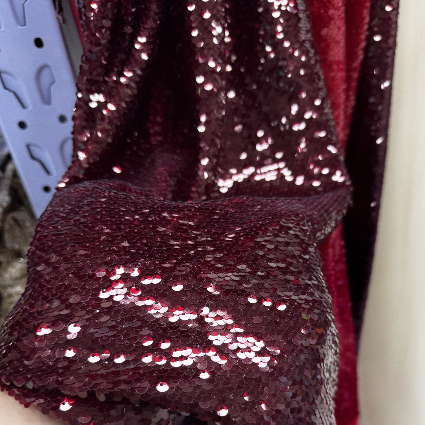 Tela de Malla Bordada con Lent - Embroidery Net Dress reseña y precio