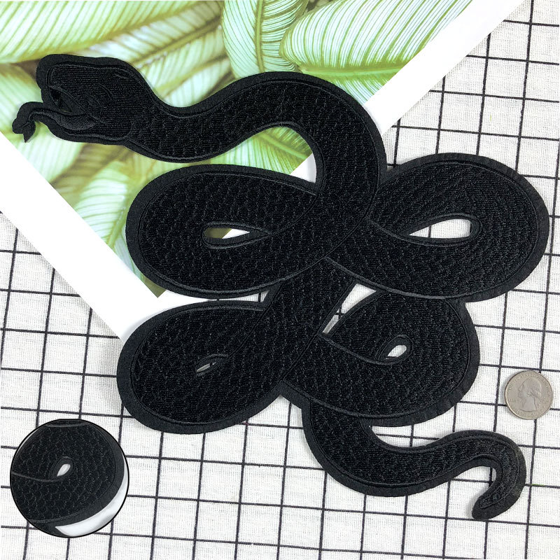 Parche bordado de serpiente ne - Embroidery Alpha reseña y precio