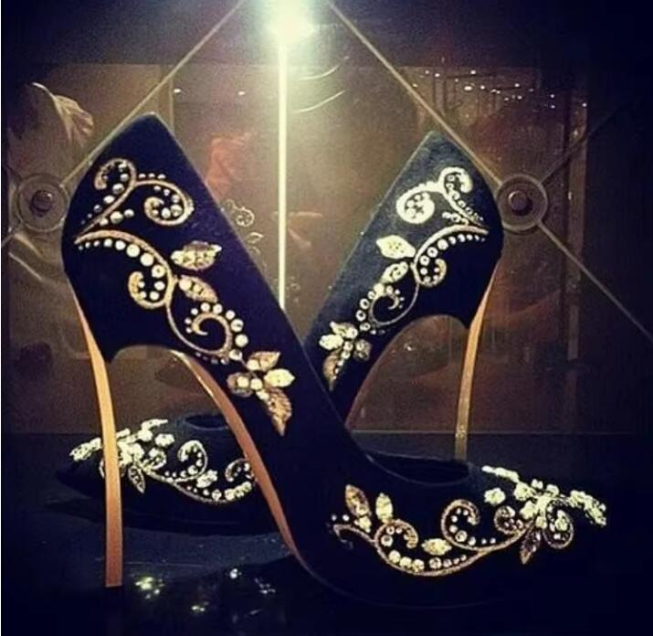 Zapatos de tacón con hoja bord - Embroidery Flower reseña y precio