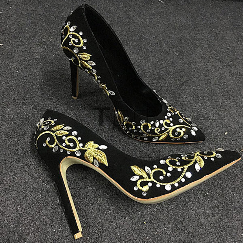 Zapatos de tacón con hoja bord - Embroidery Flower reseña y precio
