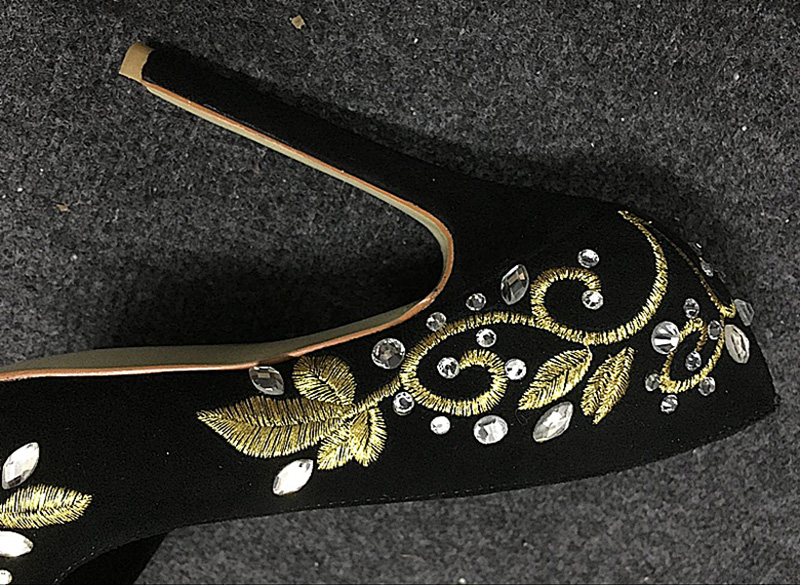 Zapatos de tacón con hoja bord - Embroidery Flower reseña y precio