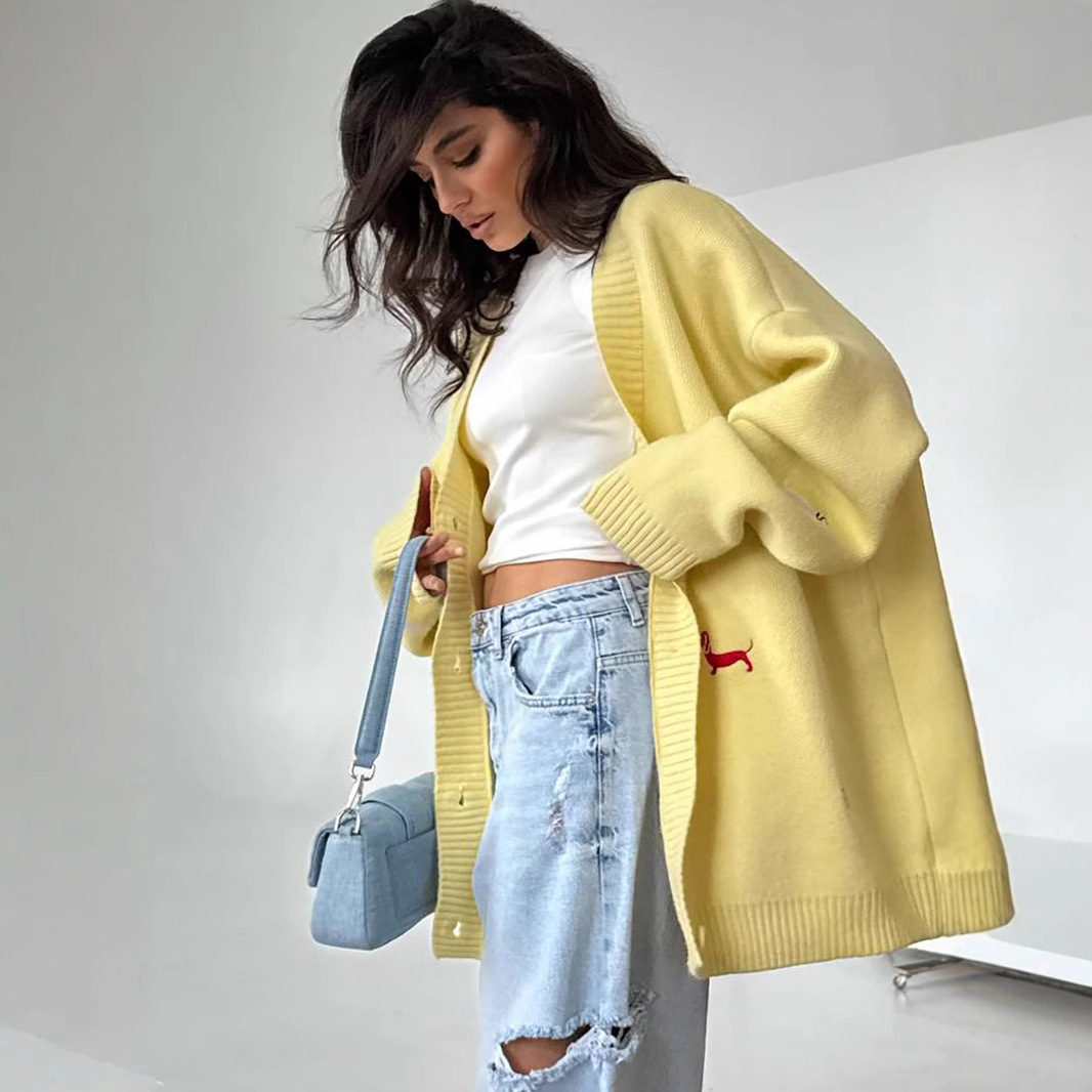 Suéter Cárdigan de Otoño con B - Embroidery Cardigan reseña y precio