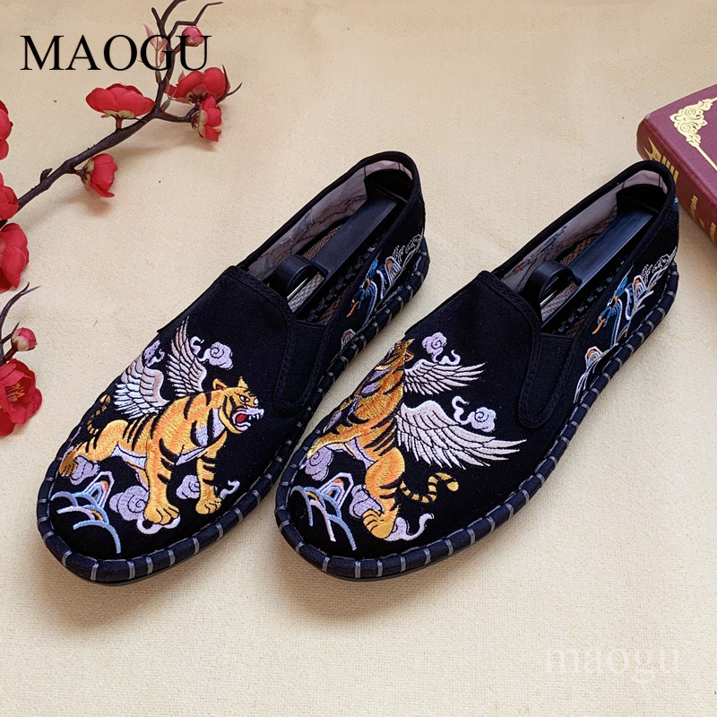 Zapatos Unisex de Estilo Chino - Embroidery Fabric reseña y precio